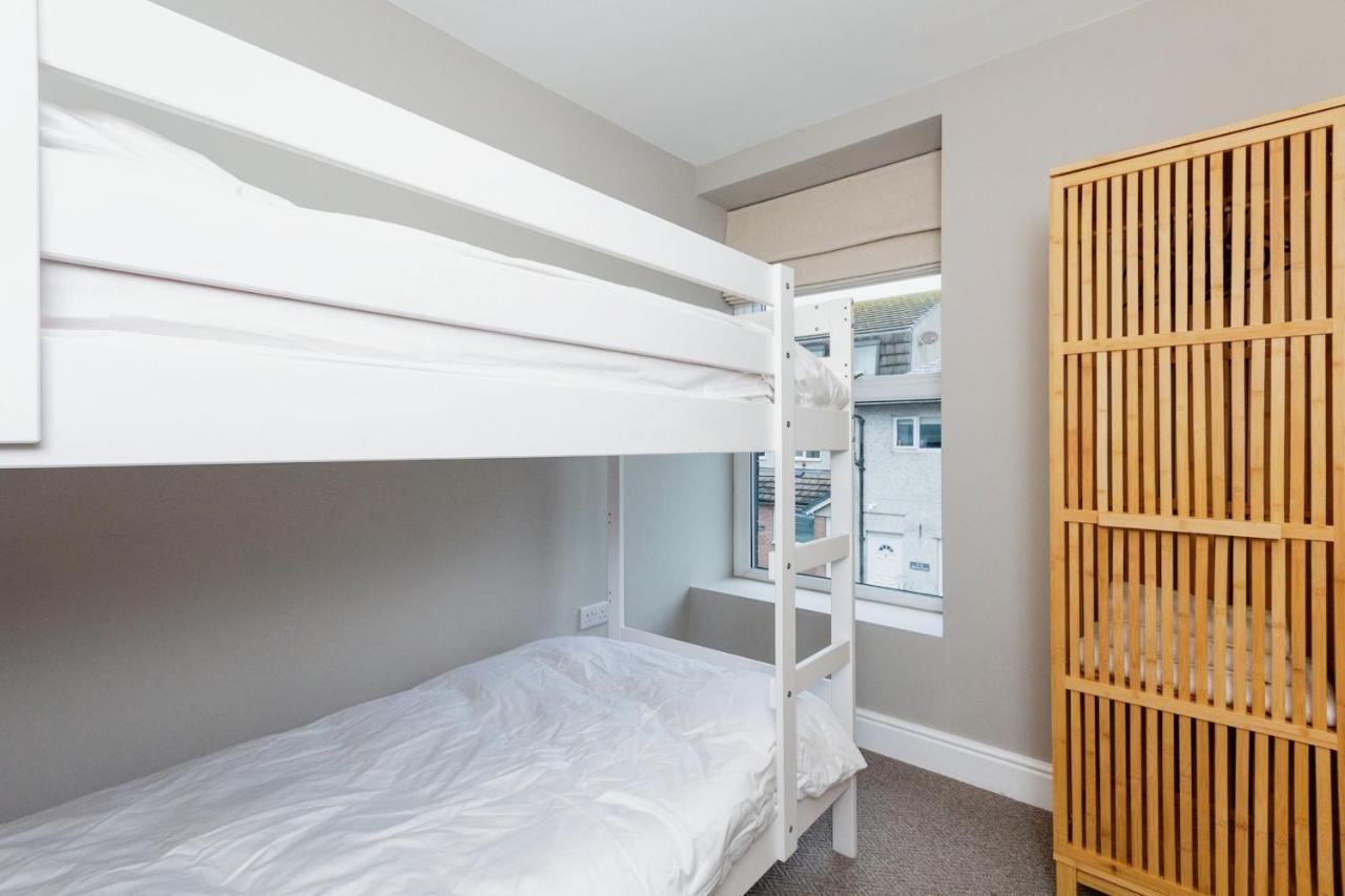 Seaside House Llandudno Apartment ภายนอก รูปภาพ